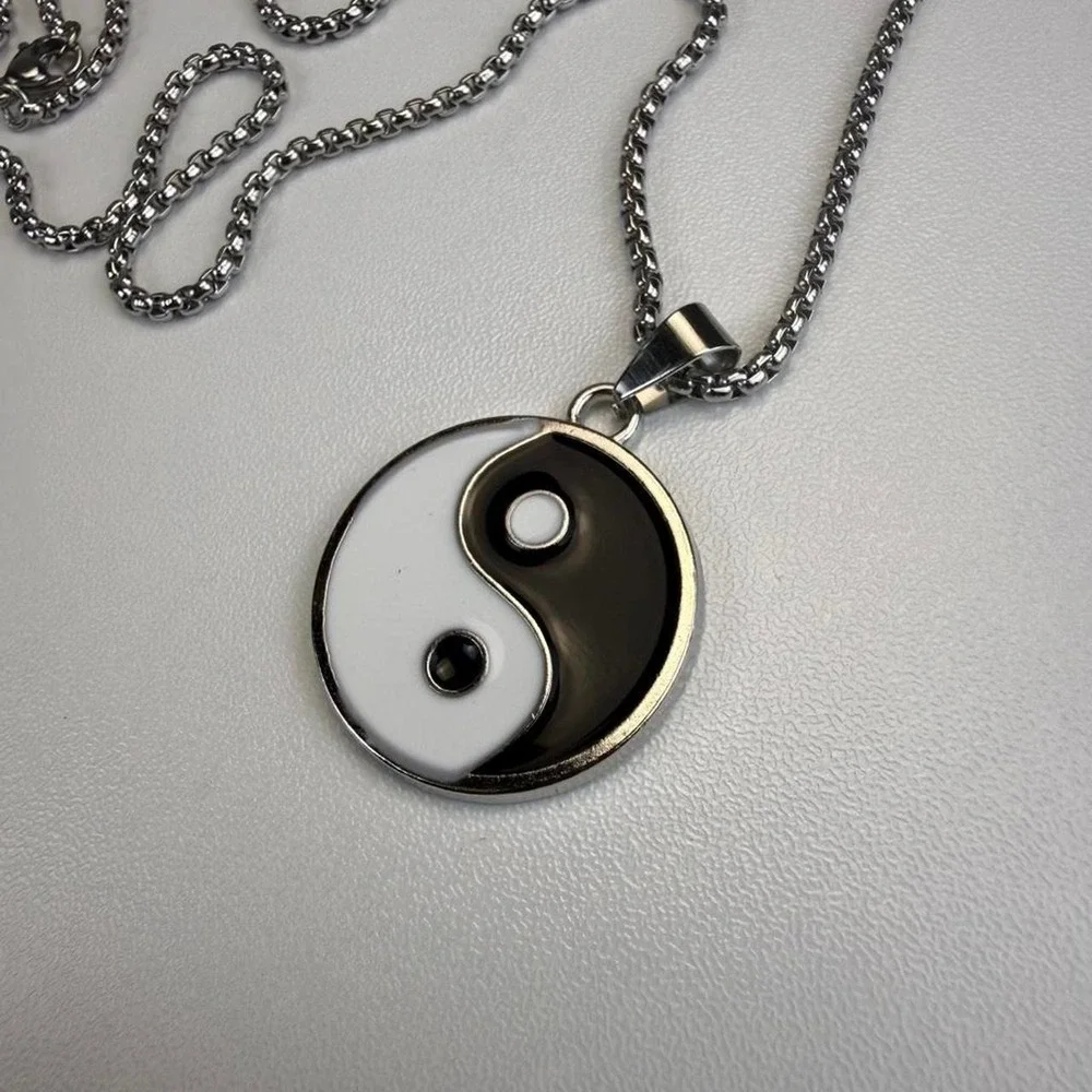 Yin Yang Pendant Necklace ☯️